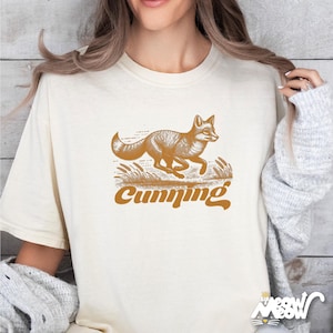 Cunning Fox Shirt, Vintage Style Fox T-Shirt, Clever Fox Graphic Tee, Retro Hand Drawn Fox Shirt, Smart Animal Gift Tee
