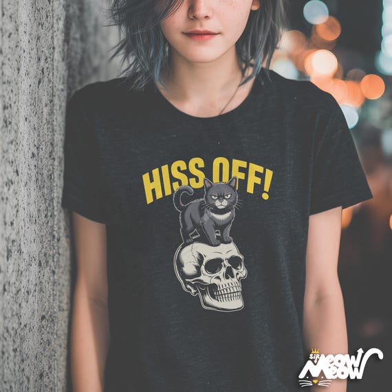 Hiss Off! Funny Cat Skull Graphic Unisex T-Shirt