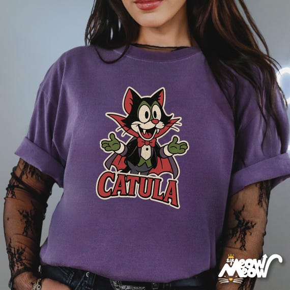 Catula Vampire Cat T-Shirt: Retro Halloween Comfort Colors Tee