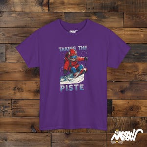 Lustiges Ski Katzen T-Shirt: Apres Ski Geschenk für Skifahrer Purple