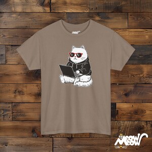 Programmer Cat Unisex T-Shirt: Coding Software Engineer Gift Brown Savana