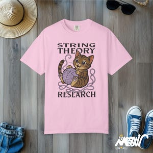 Comfort Colors String Theory Cat Shirt: Funny Physics Tee Blossom