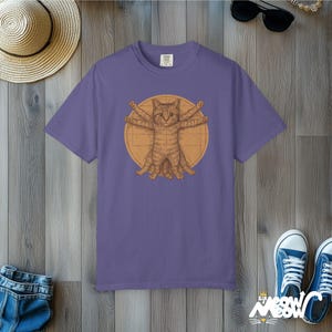Camiseta del Gato de Vitruvio de Comfort Colors: Parodia del arte de Da Vinci Grape