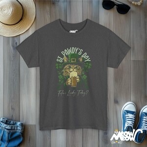 St Pawdy's Day Cat T-Shirt: Feline Lucky Irish Tee Dark Heather
