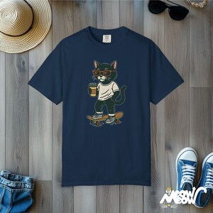Skateboard Cat T-Shirt: Comfort Colors Streetwear Tee True Navy