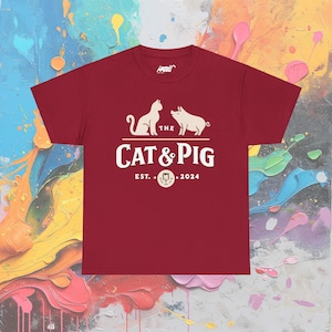 Schweinchen & Katze T-Shirt: Irish Pub Tierliebhaber Tee Cardinal Red