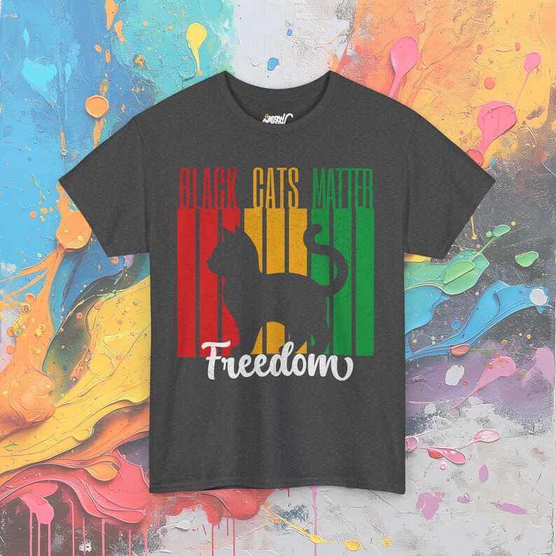 Maglietta Juneteenth Black Cats Matter, maglietta BLM Freedom, maglietta grafica Equality & Heritage, regalo premuroso Dark Heather