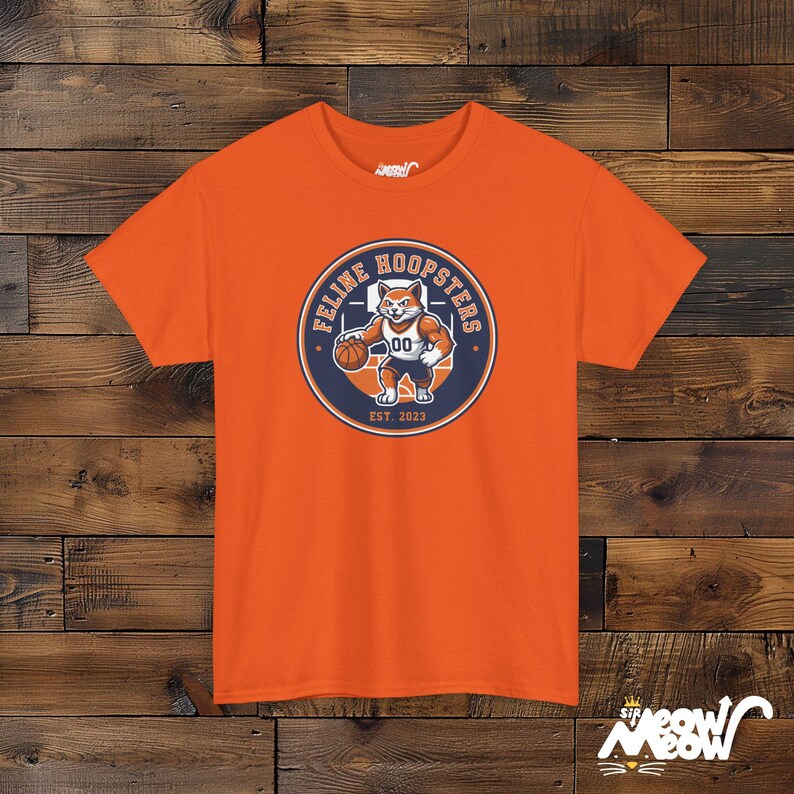 Feline Hoopsters T-Shirt, Unisex Lustiges Basketball Katzen Team T-Shirt Orange