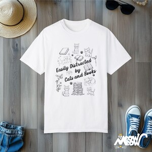 Easily Distracted by Cats and Books T-Shirt: Bookworm Cat Mom Tee White