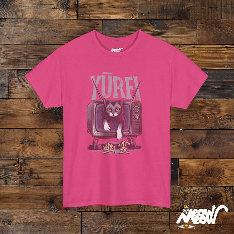 Griezelige kat Yurei komt van tv, op horror geïnspireerde kat, uniseks T-shirt, spookachtige Halloween Feline Vibes afbeelding 10