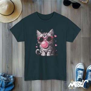 Koszulka z kotem Bubblegum, okulary przeciwsłoneczne vintage, koszulka dla miłośników zwierząt Midnight