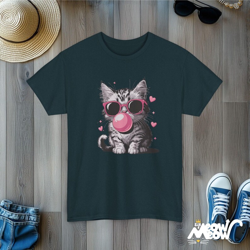 Koszulka z kotem Bubblegum, okulary przeciwsłoneczne vintage, koszulka dla miłośników zwierząt Midnight