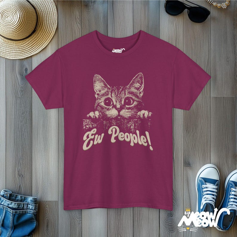 Camiseta de gato "Ew People": Diseño antisocial divertido imagen 4
