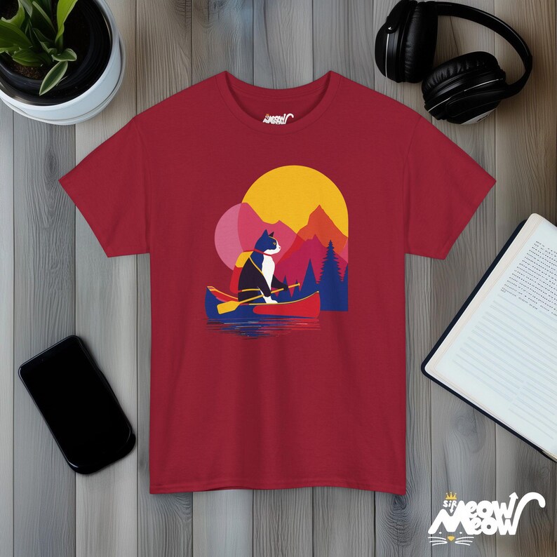 Camiseta de Canoe Cat, puesta de sol en la montaña, aventura al aire libre Cardinal Red