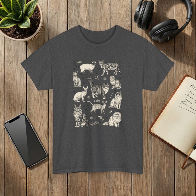 Vintage 90s Cat Breed T-Shirt: Retro Tattoo Style Dark Heather