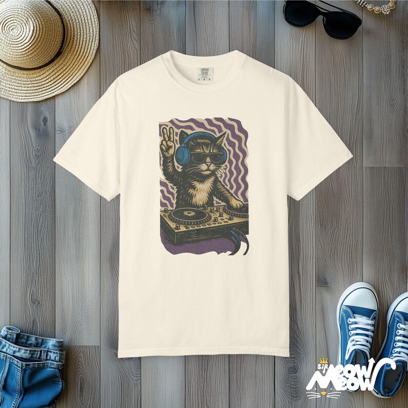 Comfort Colors DJ Cat T-Shirt: Retro Rave Graphic Tee Ivory