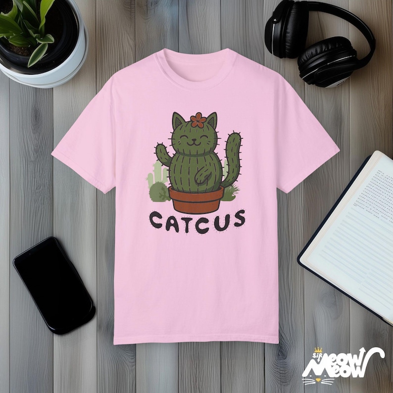 Funny Cactus Cat Graphic T-Shirt – Plant Lover Pun Tee Blossom