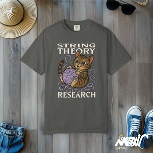 Comfort Colors String Theory Cat Shirt: Funny Physics Tee Pepper