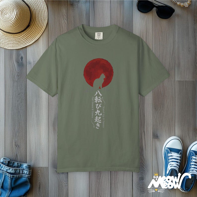 T-shirt Japanse kat Comfort Colors: Gothic Yami Kawaii Nine Lives-T-shirt Moss
