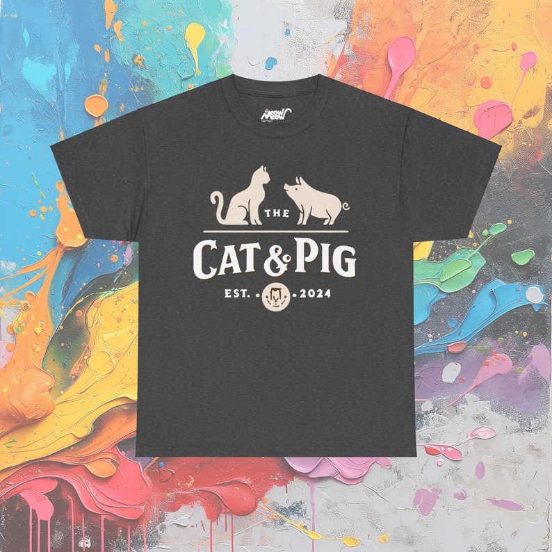Schweinchen & Katze T-Shirt: Irish Pub Tierliebhaber Tee Dark Heather