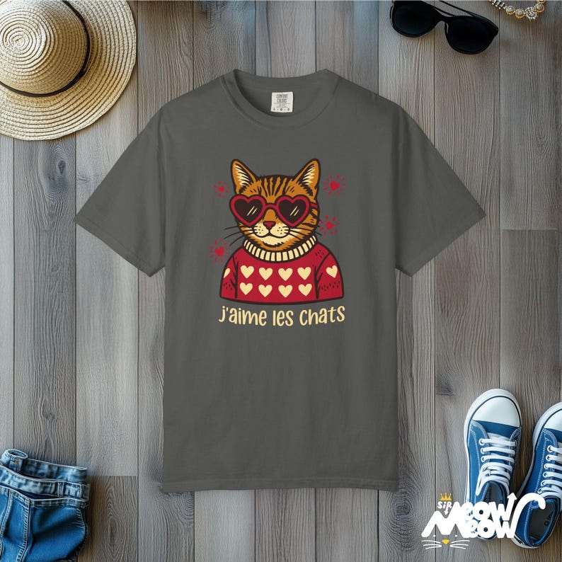 J'aime les Chats T-Shirt: Retro French Cat Lover Comfort Colors Tee Pepper