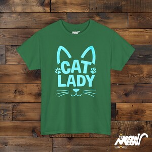 T-shirt drôle de femme de chat, t-shirt unisexe graphique de visage de chat Turf Green