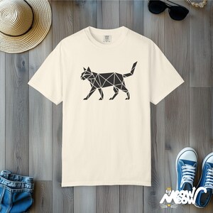 Geometric Cat T-Shirt: Comfort Colors Minimalist Feline Tee Ivory