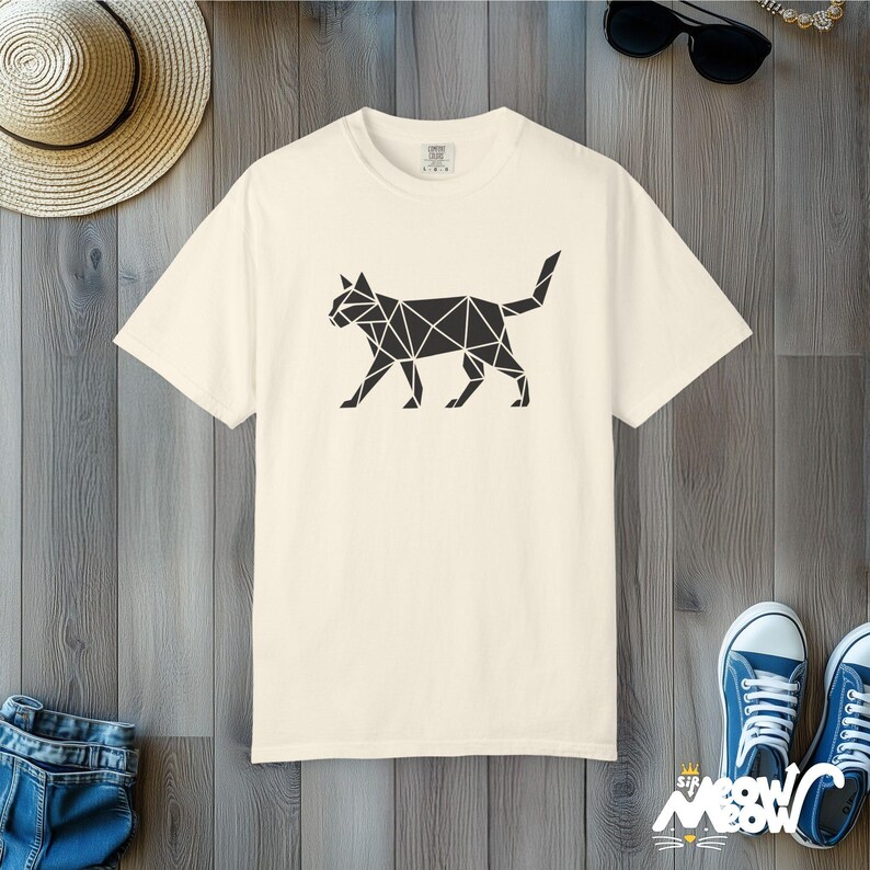 Geometric Cat T-Shirt: Comfort Colors Minimalist Feline Tee Ivory