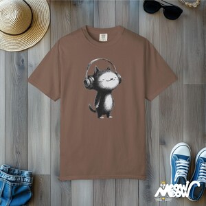 Headphones Cat T-Shirt: Lo-Fi Music Comfort Colors Tee Espresso