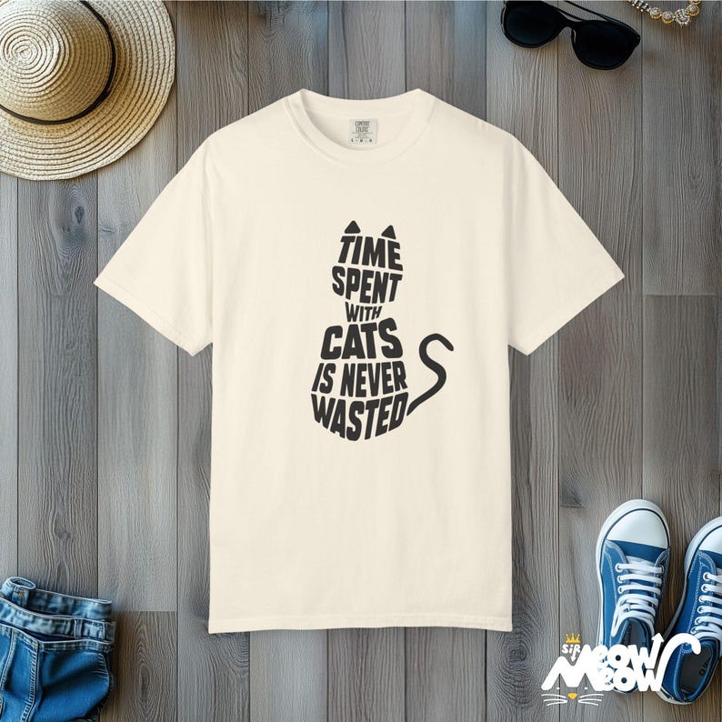 Comfort Colors Cat Lover Shirt: Minimalist Silhouette Tee Ivory
