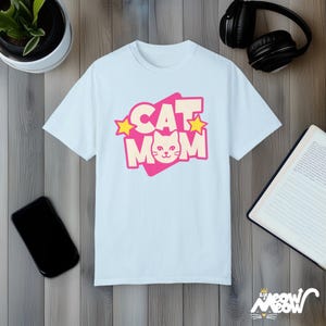 Cat Mom T-Shirt: Retro Graphic Comfort Colors Tee Chambray