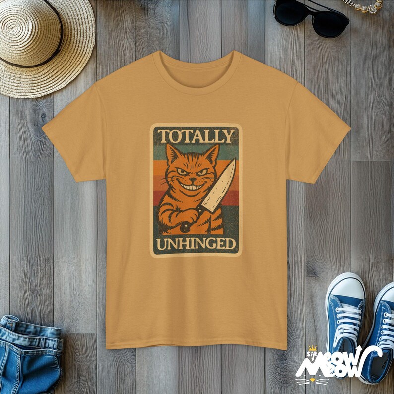 Unhinged Cat Knife T-Shirt: Funny Psycho Cat, Retro Style Old Gold