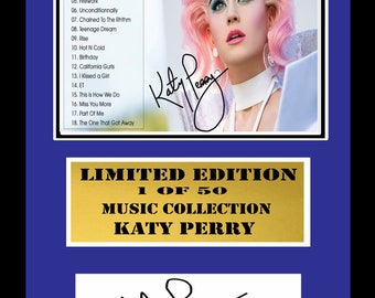 ケイティ・ペリーのサイン入りマウント - Etsy 日本