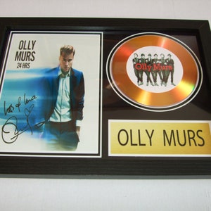 olly murs podpisany wyświetlacz