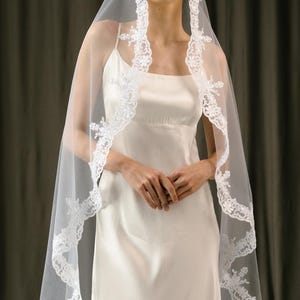Mantilla veils, Chapel length veil, Long wedding veil, Elegant veil, Wedding veils, Lace trim veil, Mantilla wedding veil, Lace cathedral
