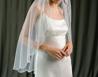 Pearl Edge Wedding Veil – Fingertip Bridal Veil, Lightweight