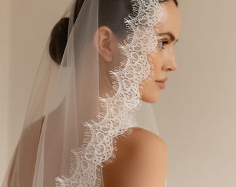 Mantilla lace scalloped edge ivory veil, French lace bridal veil, Soft tulle off white veil
