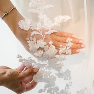Classic lace veil, Catholic veil, Lace trim veil, Lace bridal veil, Elegant veil, Cathedral veil lace, Chapel veil