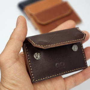NEUES PRODUKT - 90 SHARPS Kartenhalter v.01 I Geschenk zum Vatertag I 100% handgefertigter Kartenhalter I Einzigartiges Design Visitenkartenetui aus Leder