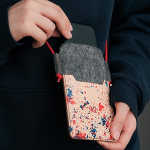 90 FIELTRO/CAMO I Funda para teléfono de cuero y fieltro natural curtido vegetal 100 % hecha a mano y cosida a mano I Funda de cuero para iPhone I Funda para teléfono móvil