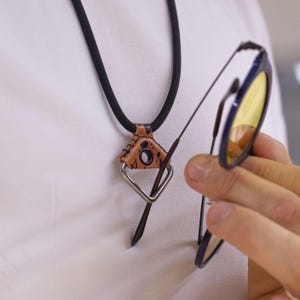 90 HIP I Chaîne pour lunettes/lunettes I Chaîne pour lunettes de soleil I Tour de cou pour lunettes en cuir marron clair I Collier avec lunettes de soleil de créateur I Porte-cou personnalisé