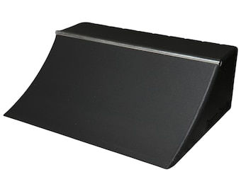 Tommy’s Tech Quarter- 6” Quarter Pipe with Rumble Strip