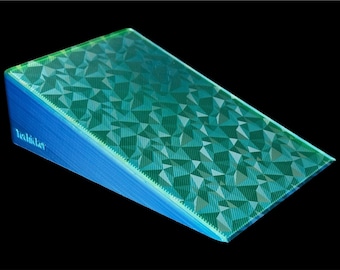 Tommy’s Techicker - Medium Kicks Fingerboard Kicker in Green & Blue!