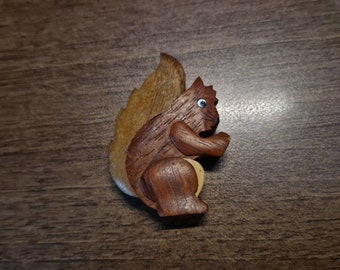 Fridge Magnet - Wooden Red Squirrel
