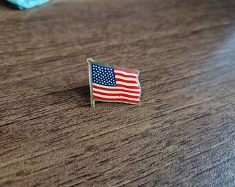 Pin Badge - American Flag, Gold Trim
