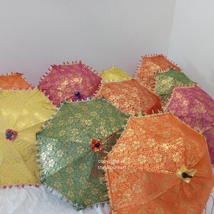 Decoração de guarda-chuvas Guarda-chuvas tradicionais Mehndi Decoração Guarda-chuva Decoração de festa Guarda-chuva Guarda-chuvas de casamento Guarda-chuva de festa imagem 7