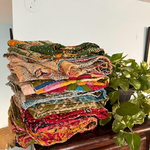 Wholesale Lot Of Indian Vintage Kantha Quilt Handmade Throw Reversible Blanket Bedspread Cotton Fabric BOHEMIAN quilt Boho Quilts For sale