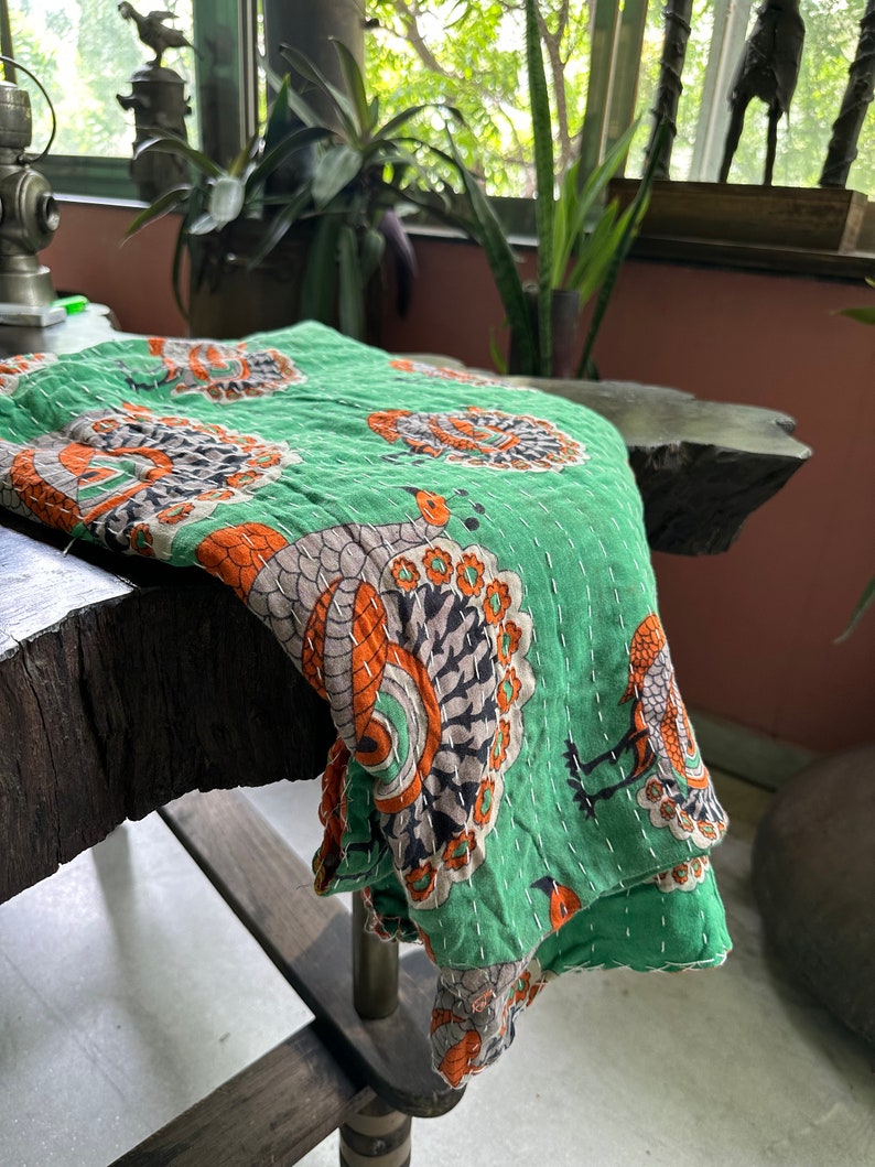 Groothandel veel Indiase Vintage Kantha Quilt Handgemaakte Gooi Omkeerbare Deken Sprei Katoen Stof Boho quilten Twin Size Bedovertrek afbeelding 7