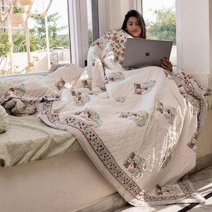 Block Print Cotton Quilt | Reversible Floral Blanket | Soft Summer Quilt |Bedding quilt | White and blue Quilt | All Season Quilt |Bedspread