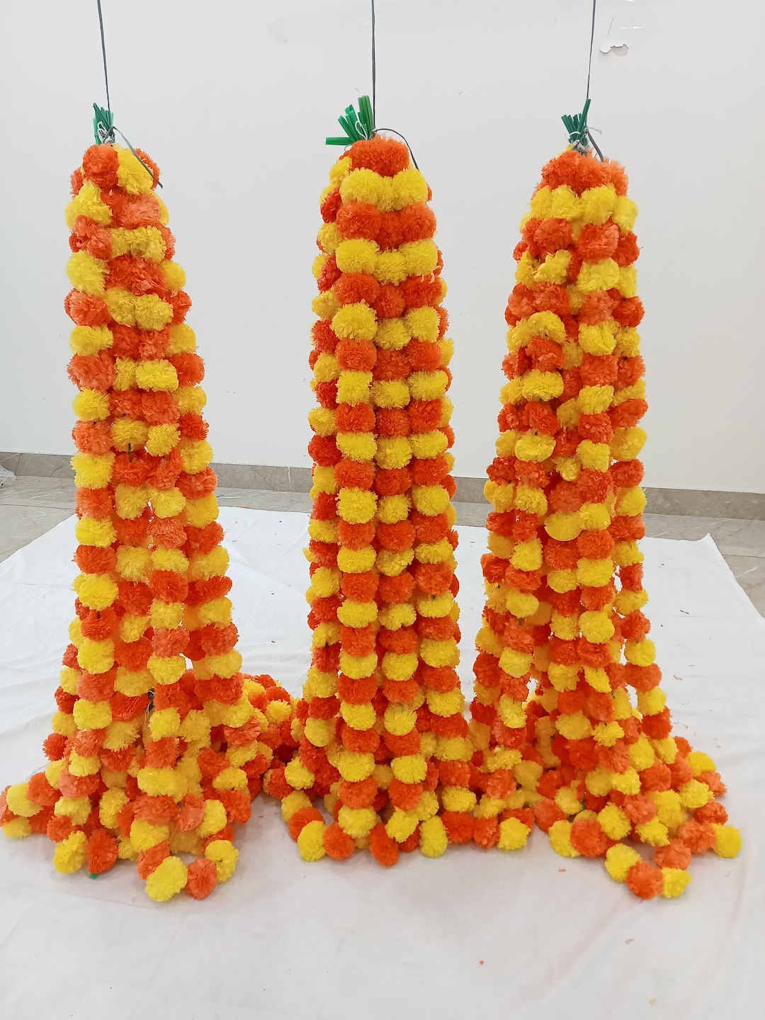 Marigold Flower Garlands Indian Wedding Decoration Flower Garland Bulk